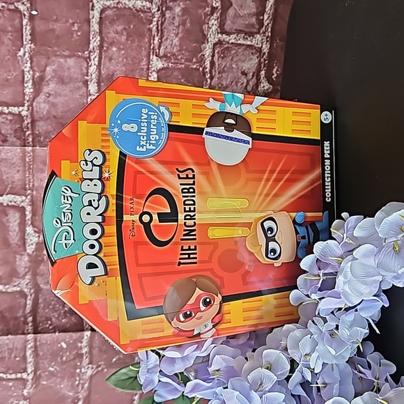 Disney Doorables Incredibles  Set of 8 New in sealed package - Picture 1 of 6